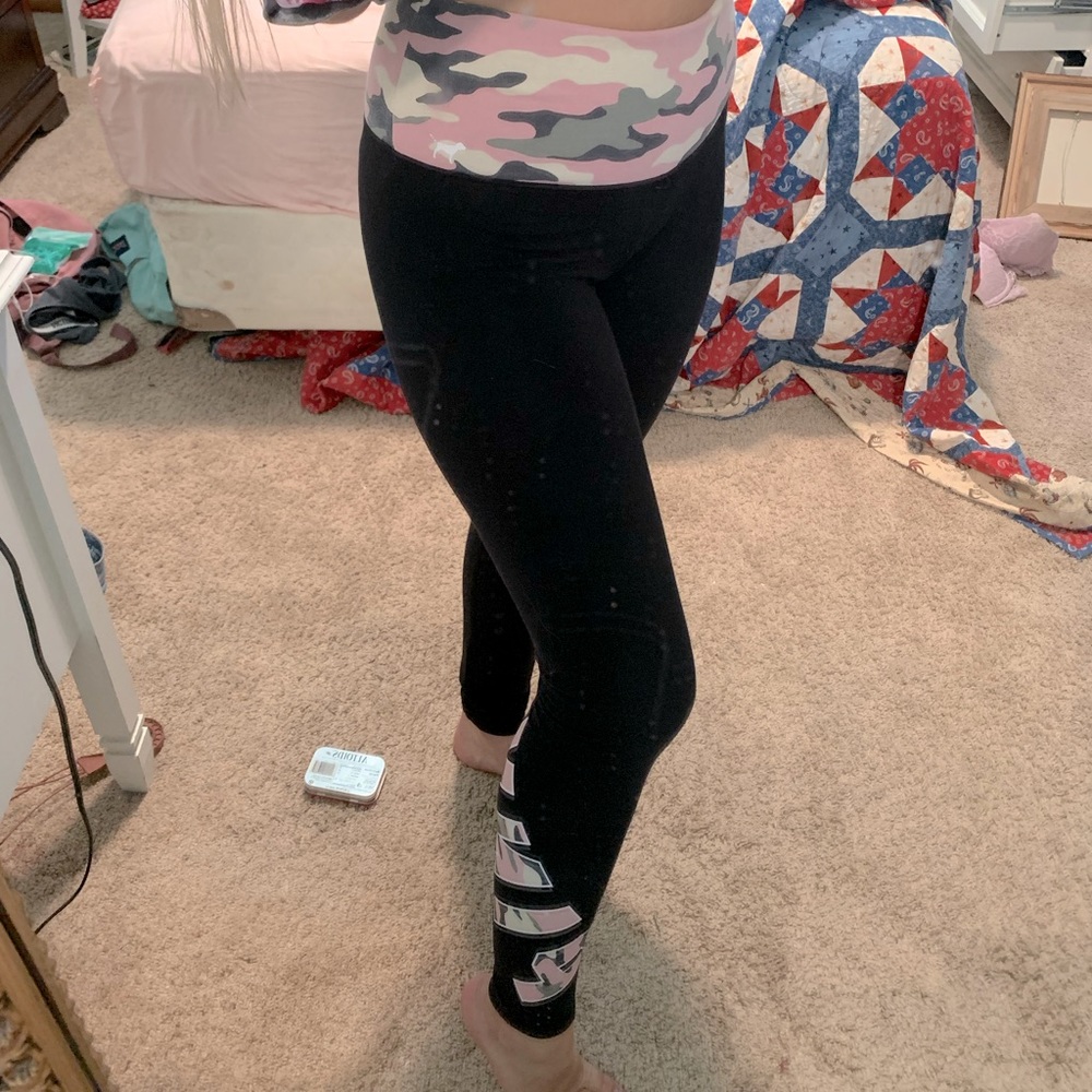 PINK VS high rise pink camo leggings